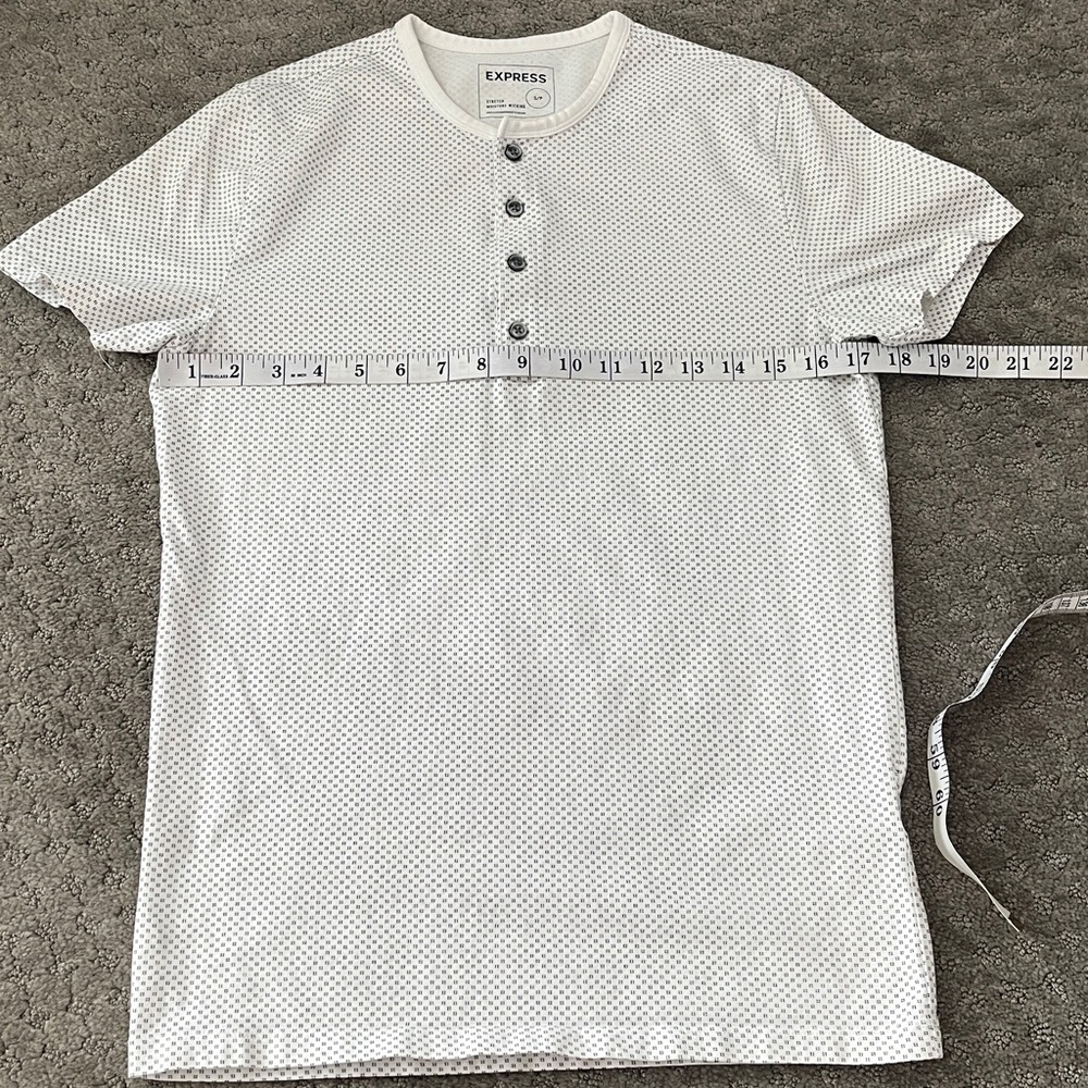 Express Tee - Picture 3 of 4